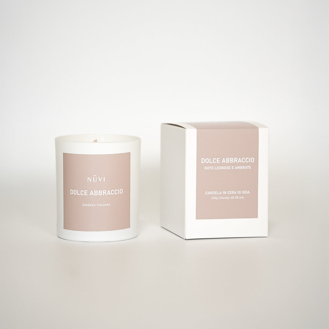 Dolce Abbraccio - Candela profumata NUVI in cera di soia