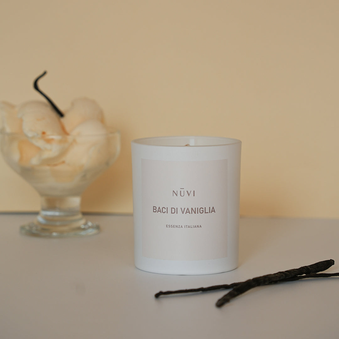 Baci di Vaniglia - Candela profumata NUVI in cera di soia